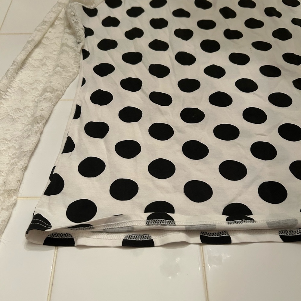 Polka Dot Lace Sleeve Top